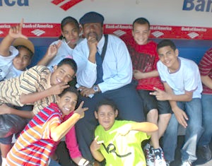 Vilson & students at Yankee Stadium