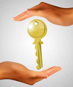 key between hands vert 'photo 250