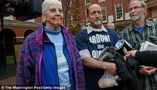 Sister Megan Rice & Plowshares activists deface plutonium facility