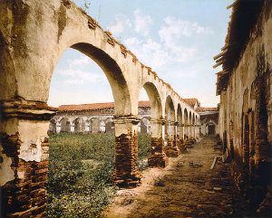 512px-Mission_San_Juan_Capistrano2