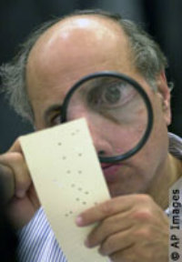 Hanging chad hunt, US 2000 election