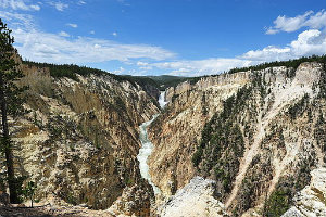 YNP Yellowstone Falls MGB01 300